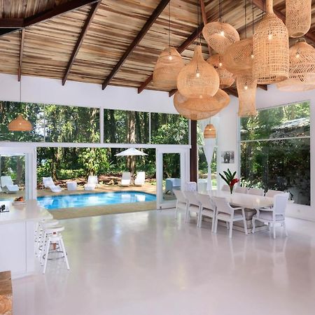 Gigi Brown Villa Frida Beachfront Puerto Viejo de Talamanca Экстерьер фото