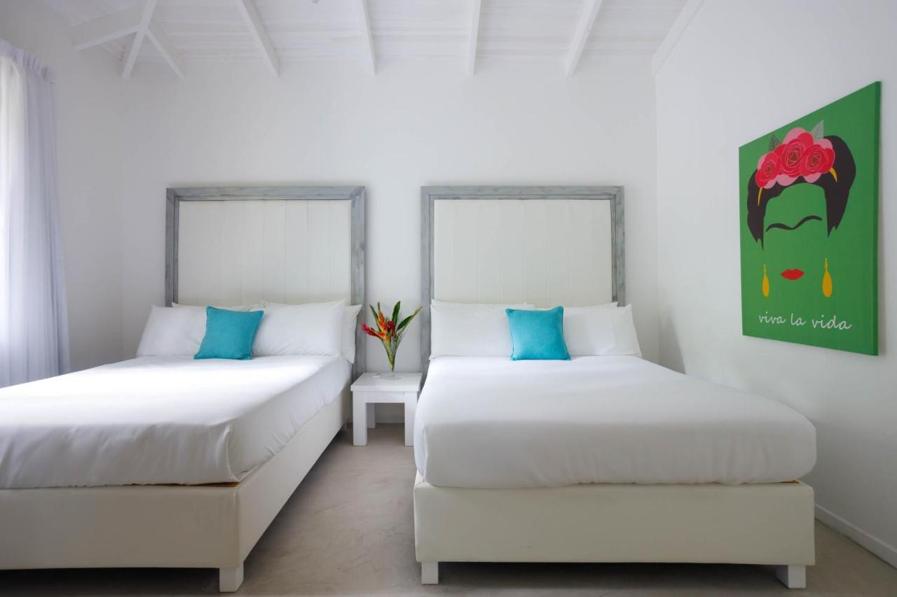 Gigi Brown Villa Frida Beachfront Puerto Viejo de Talamanca Экстерьер фото