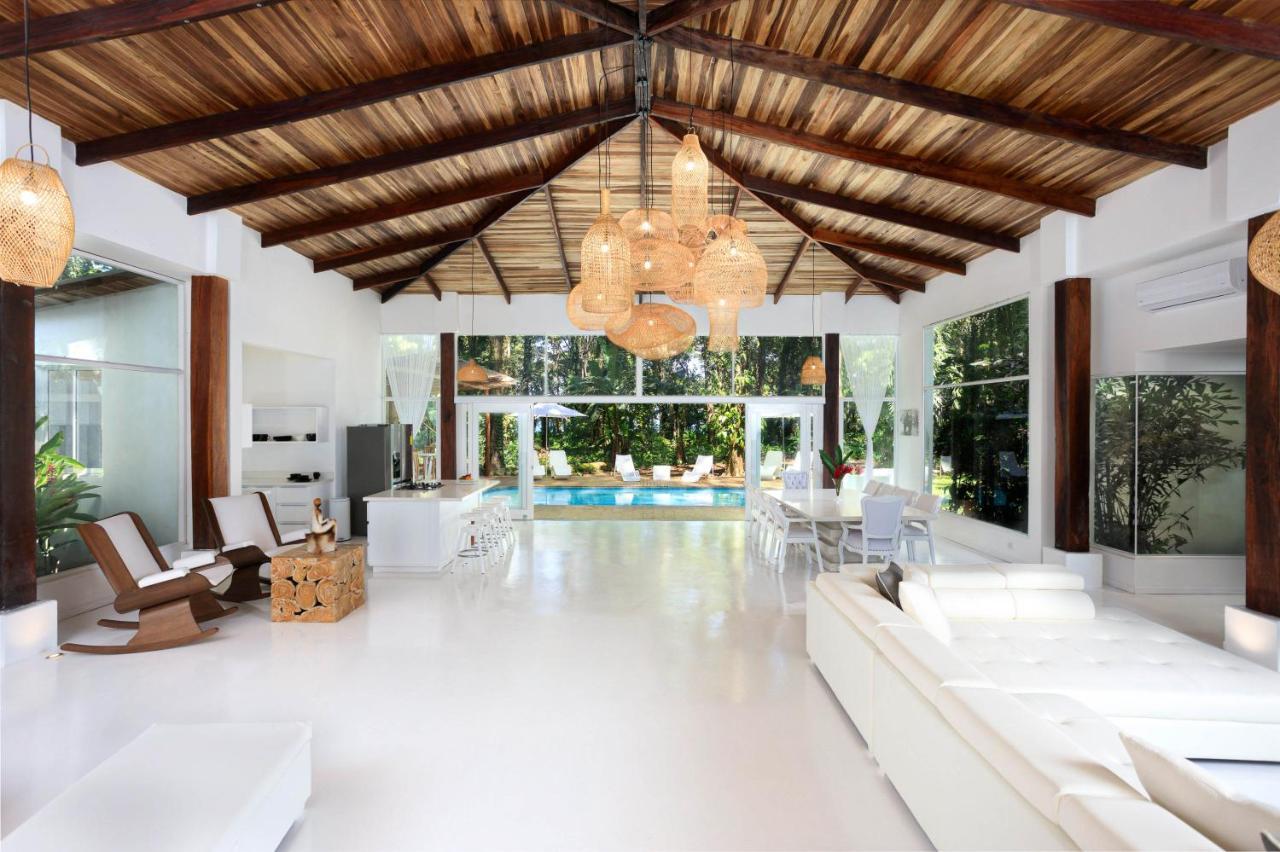Gigi Brown Villa Frida Beachfront Puerto Viejo de Talamanca Экстерьер фото