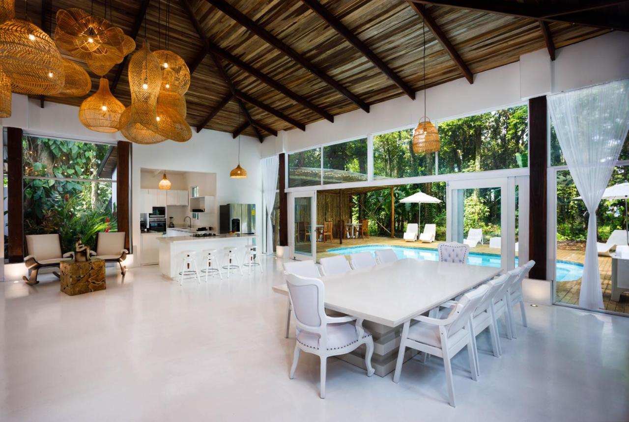 Gigi Brown Villa Frida Beachfront Puerto Viejo de Talamanca Экстерьер фото